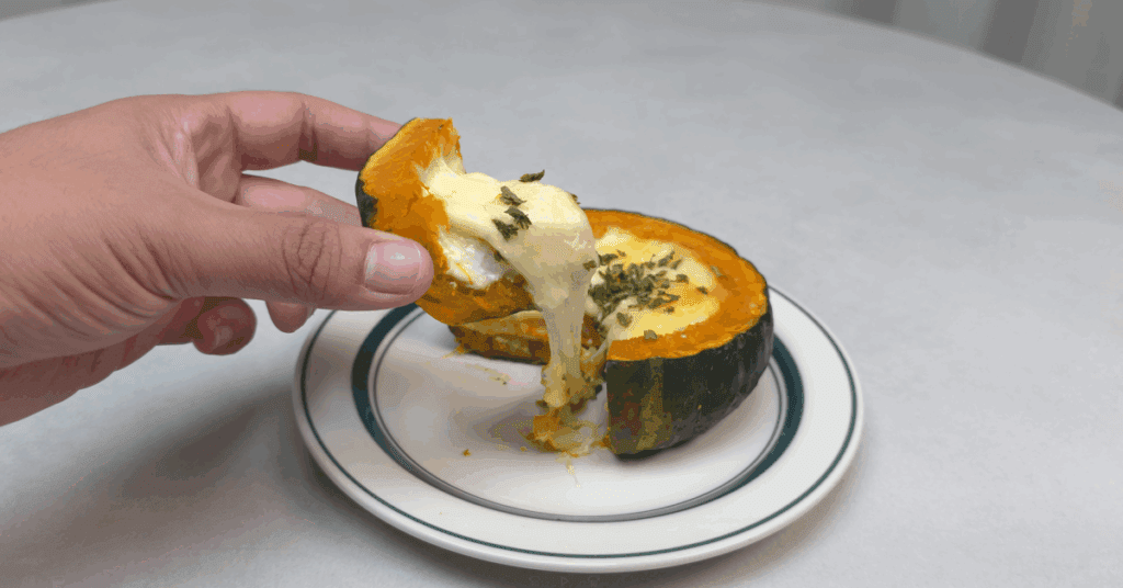 냉동 단호박으로 끝내는 초간단 단호박 요리 2가지! 아이스 단호박 요거트·에그슬럿 레시피로 든든한 한 끼 완성. 단호박 레시피, 단호박 요리 방법 핵심 팁까지 정리.