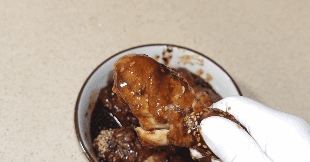 식혜 한 컵으로 완성되는 초간단 안동찜닭 레시피를 소개합니다. 잡내 없이 촉촉하고 감칠맛 가득한 찜닭 만드는 법, 건강하고 맛있는 집밥 레시피입니다.