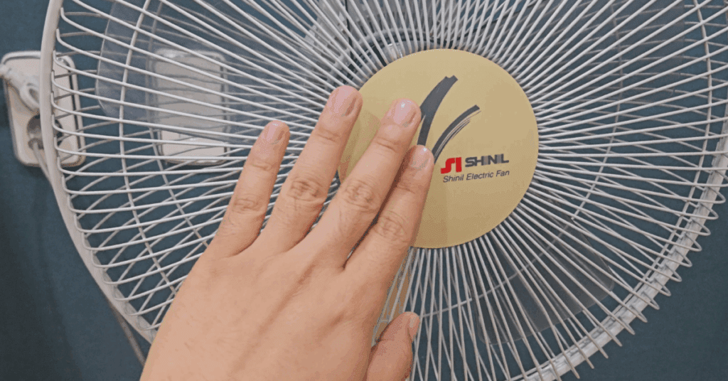 선풍기 청소 앞으로 이렇게 하세요! 플라스틱 변색 쉽게 제거하는 방법을 소개합니다! 1