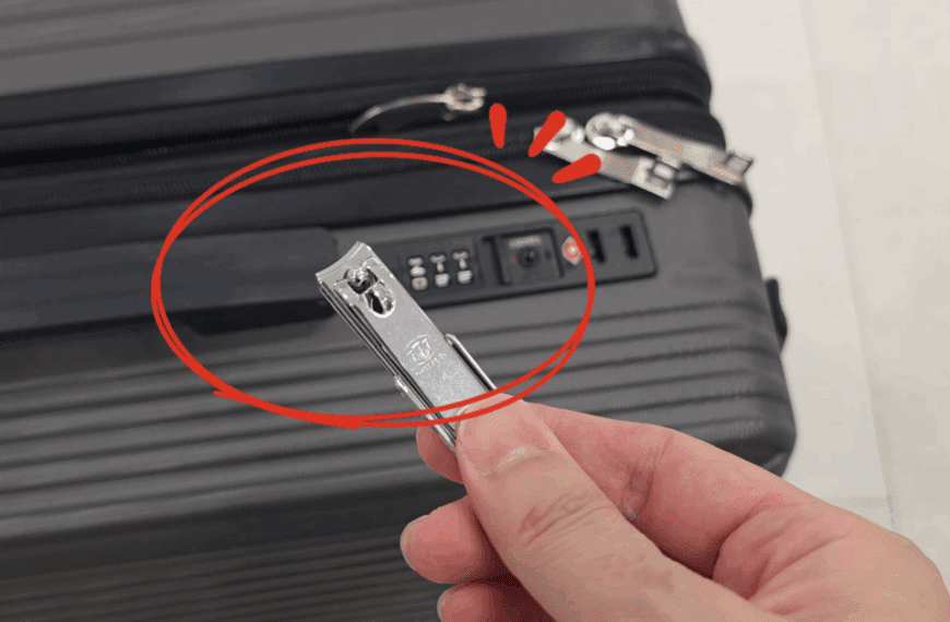 캐리어 비밀번호 푸는법 공개!딱 1분이면 캐리어가 활짝 열려요! 4