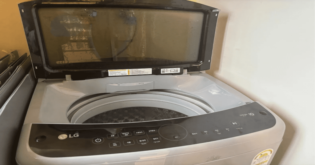 세탁기 냄새, 원인부터 제거 및 예방까지 싹 다 알려드려요. 2