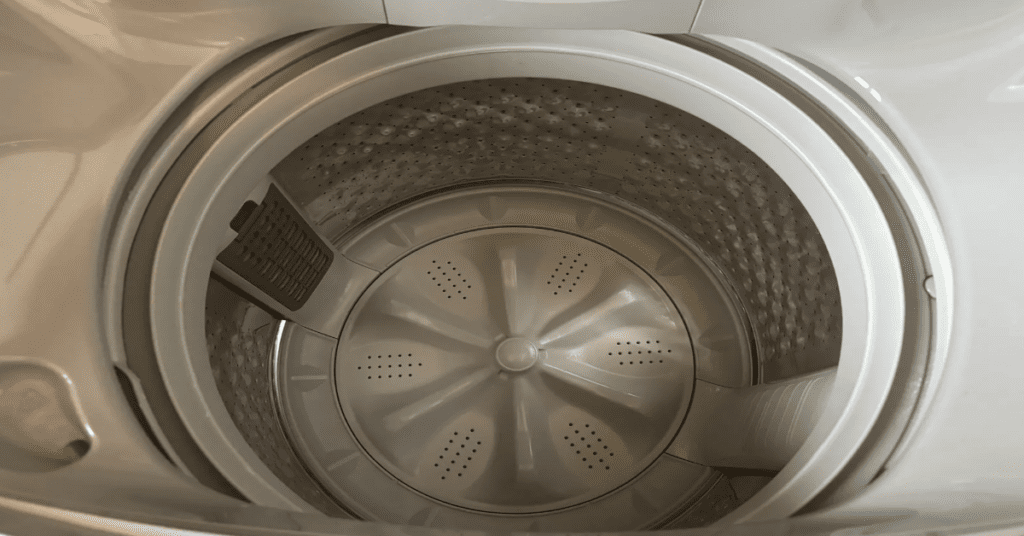 세탁기 냄새, 원인부터 제거 및 예방까지 싹 다 알려드려요. 3