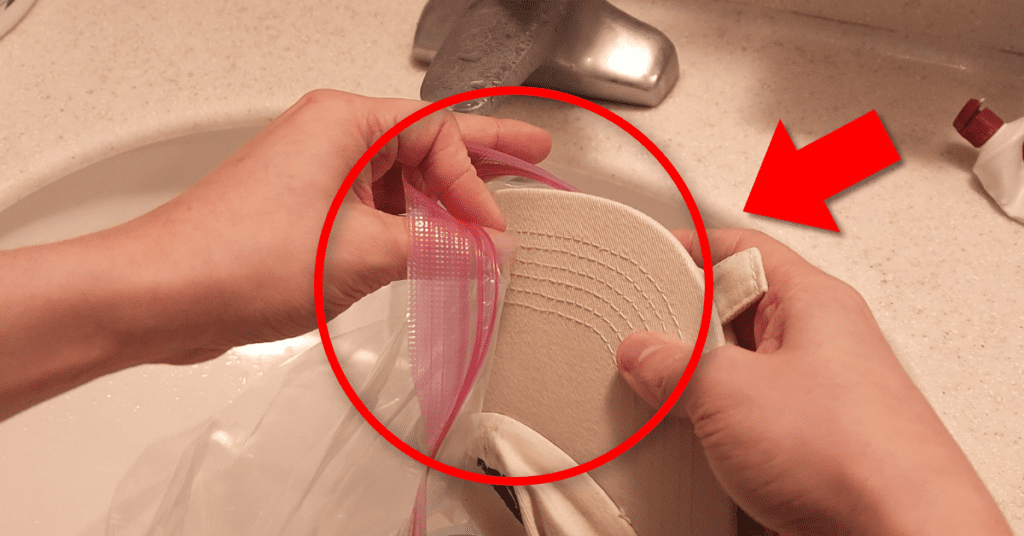 모자 세탁기에 빨면 모양 망가질까봐 걱정되면 여기에 넣어보세요! 흔들기만 해도 모자 땀 얼룩 제거 한번에 되는 꿀팁!! 2