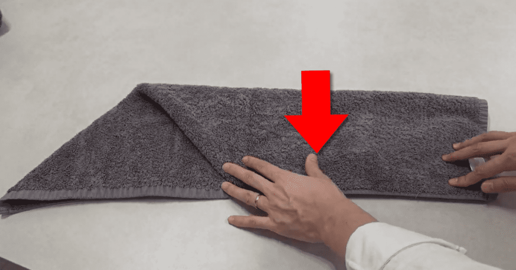 호텔 수건 개는 법 삼각 접기 롤 방식